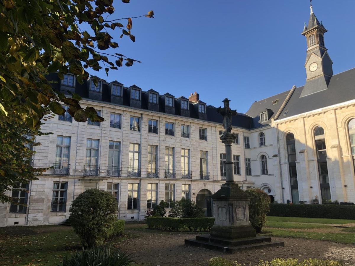 Ferienwohnung Superbe T2 Avec Vue Sur Cour - Rouen Centre Exterior foto