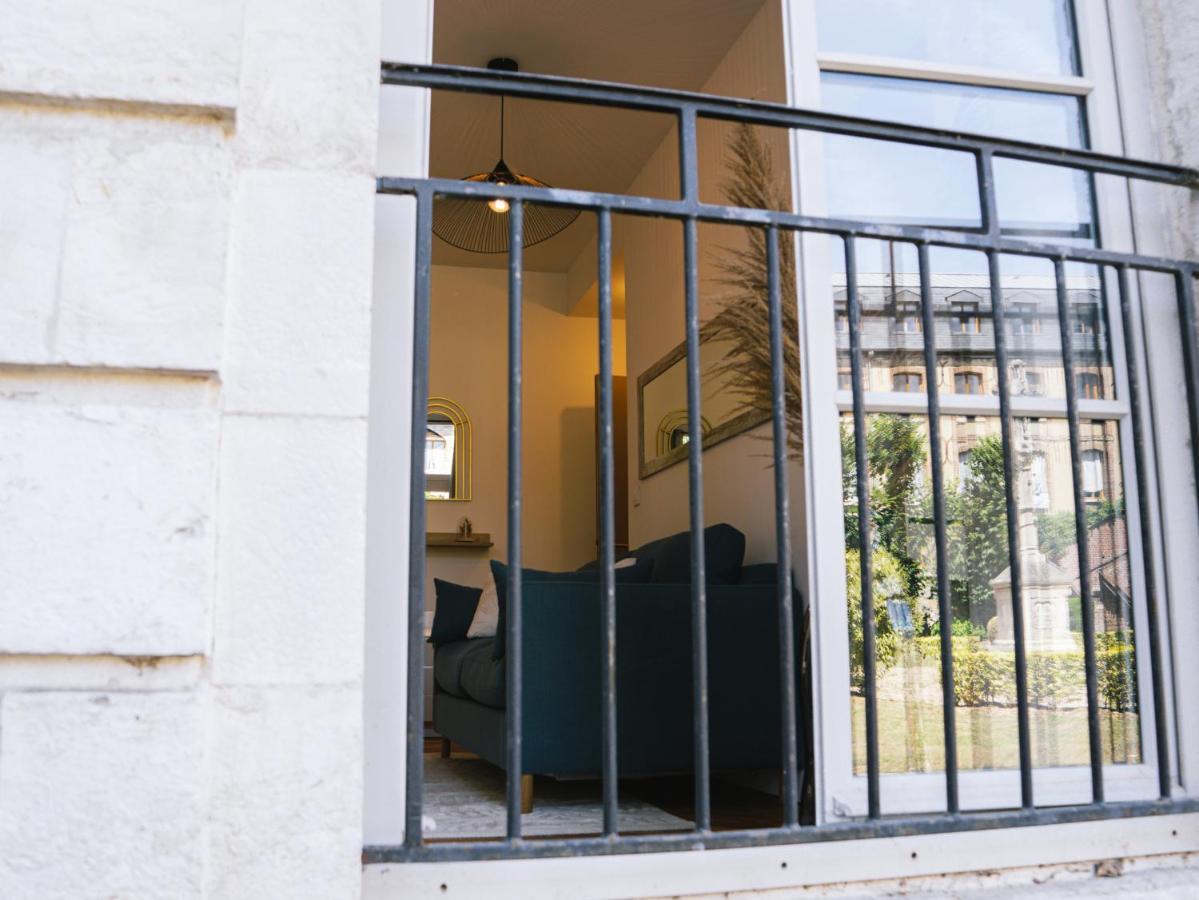 Ferienwohnung Superbe T2 Avec Vue Sur Cour - Rouen Centre Exterior foto